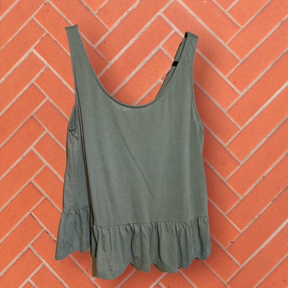 George Tops - Olive green tank top with a tie in the back